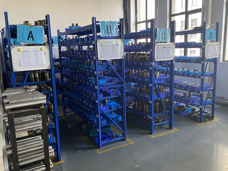 Ningbo XiaYi Electromechanical Technology Co.,Ltd. linia produkcyjna producenta